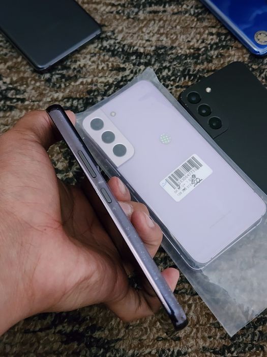 Samsung  S22 5G 8/256gb