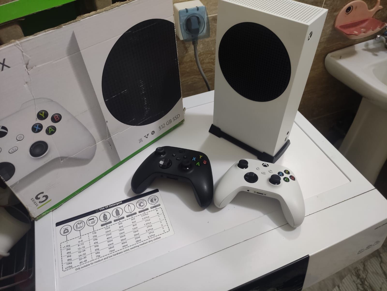 Xbox series s / GTA 5 , майнкрафт , редетредепшен 2, форза 4 ...