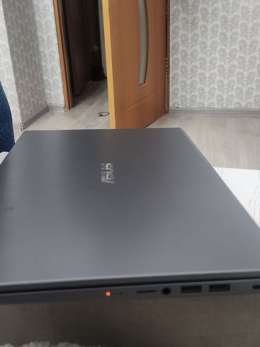 Ноутбук Asus в Хорошем состоянии