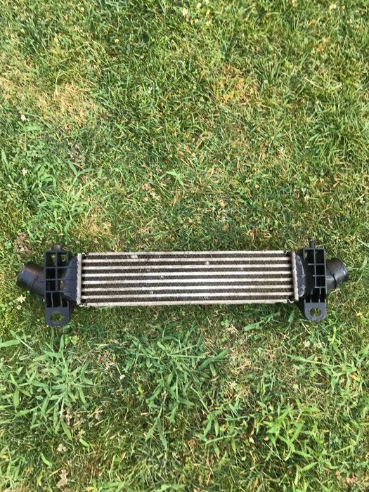 Intercooler IS7Q-9L440  AD