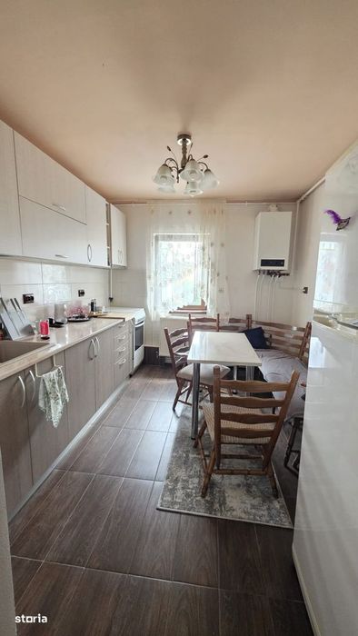 Apartament cu 3 camere, 62 mp., zona Micro 3, Turda — fotografia 1
