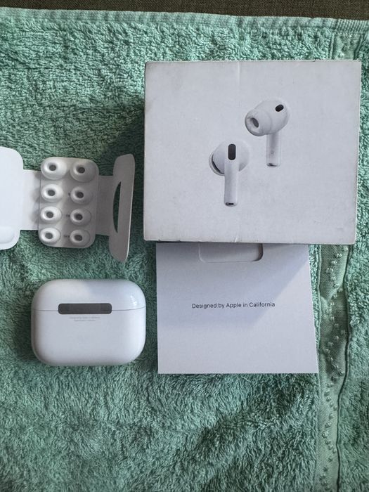 AirPods 3 Pro белые