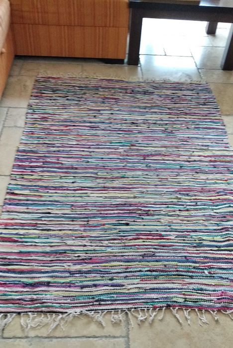 Красива шарена пътека черга, ръчна изработка