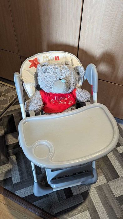 Детский стульчик для кормления в идеальном состоянии