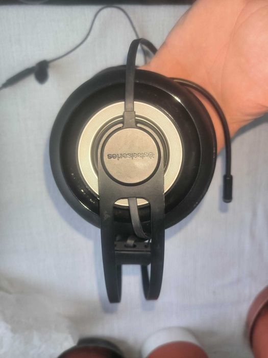 Vand casti SteelSeries Siberia 650