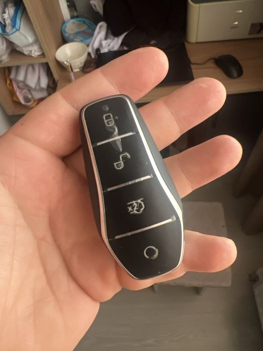 Продам ключ от BYD