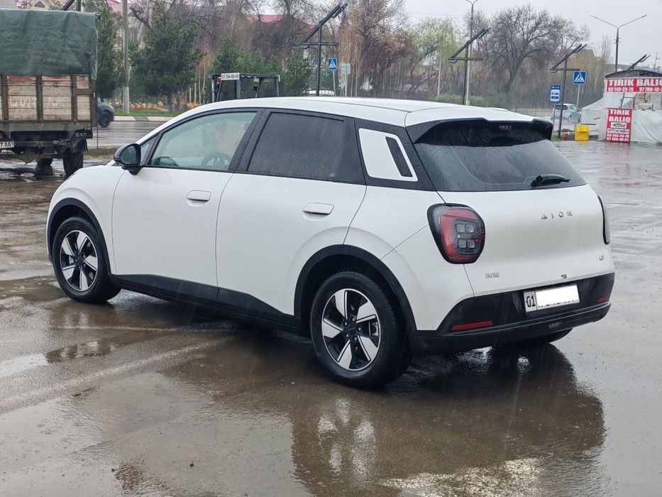 GAC Aion UT 2025 sotiladi, holati ideal, kam yurgan