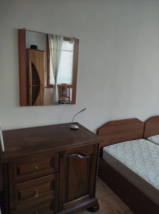 Давам под наем двустаен апартамент в нова кооперация