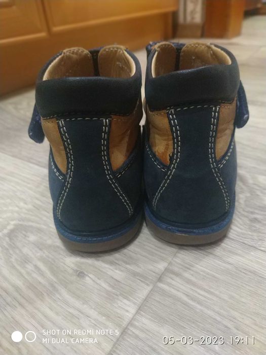 Продам ортопедические сандалии