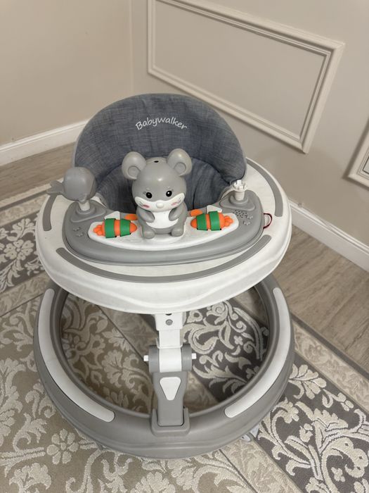 Продается ходунки babywalker