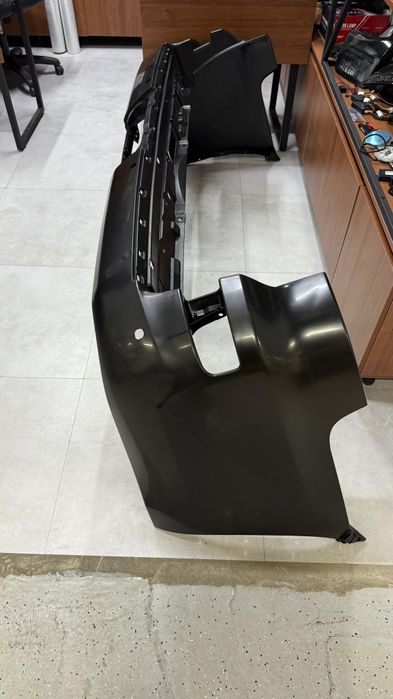 бампер Lexus LX 570