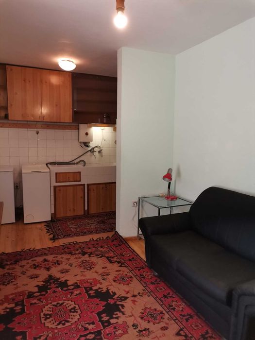 Дава се под наем Двустаен апартамент в Сливен, Център - 57 кв.м за 140.25 € - Снимка #2