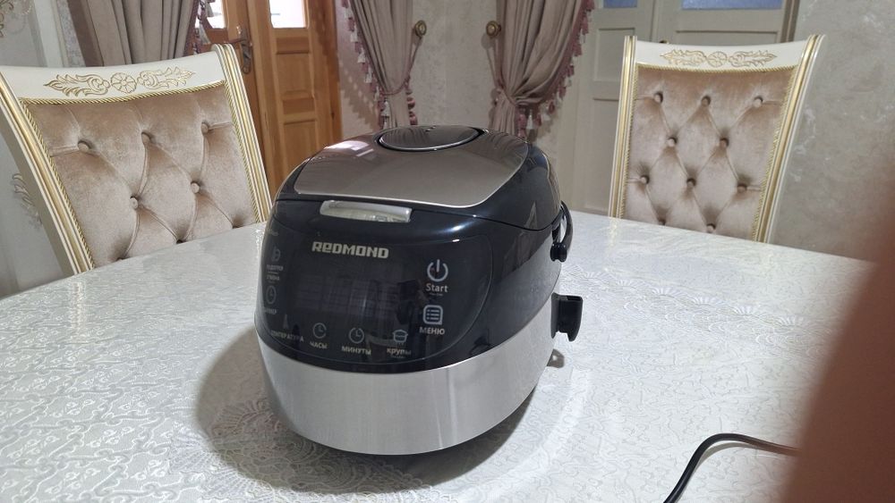 Мультиварка новая