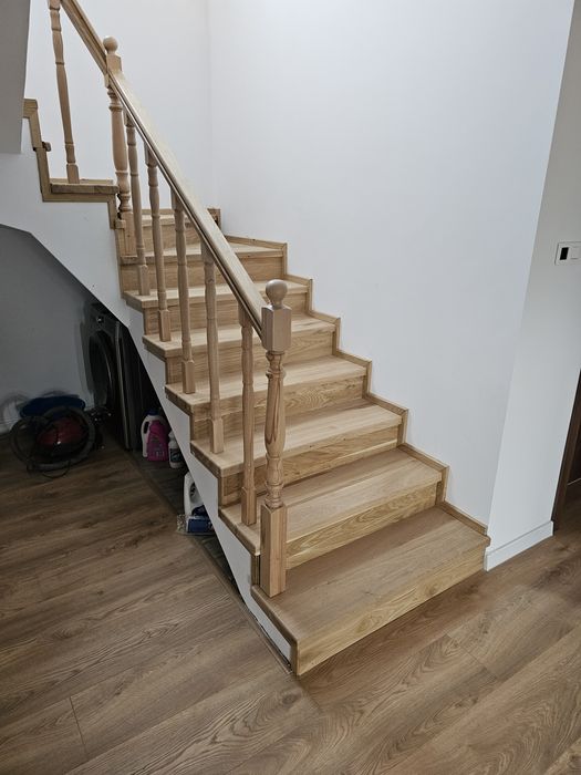 Scari trepte lemn
