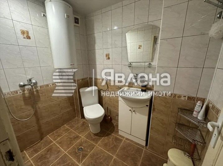 Дава се под наем Тристаен апартамент в Варна, Спортна зала - 112 кв.м за 750 € - Снимка #5