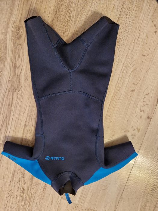 Combinezon surf 100 neopren 1,5 mm Albastru Copii
89
99
 LEI

4.5/5
Ci