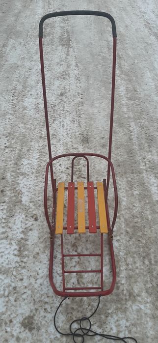 Продам санки детские