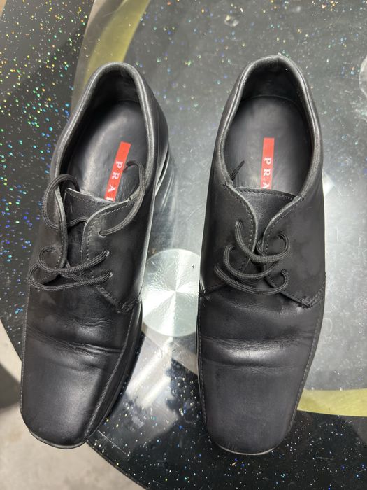 PRADA официални обувки