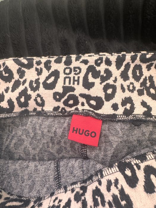 Панталон втален с широк крачол HUGO
