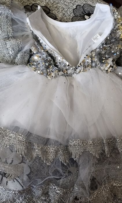 Продам платье детское