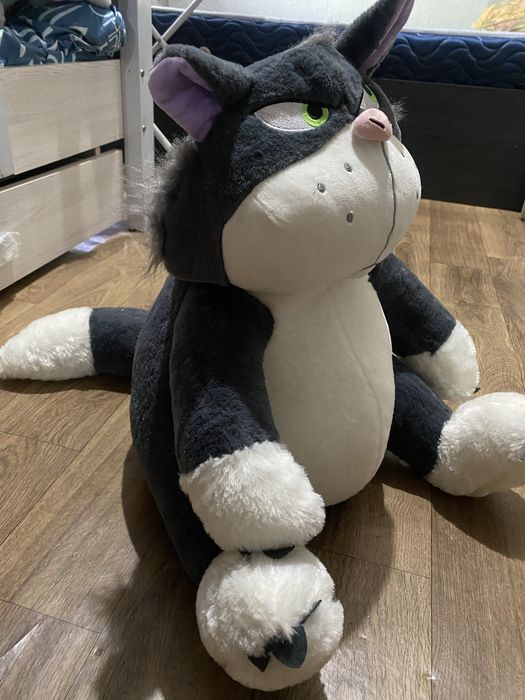 Игрушка мягкая большая Люцефер (кот)