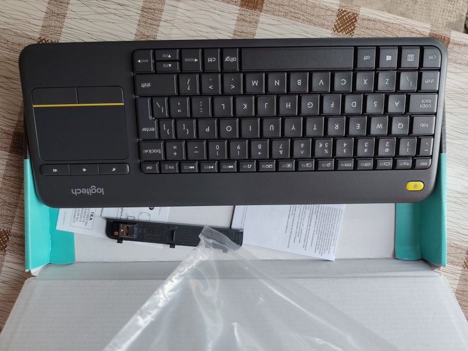 Tastatură Logitech K400 wireless