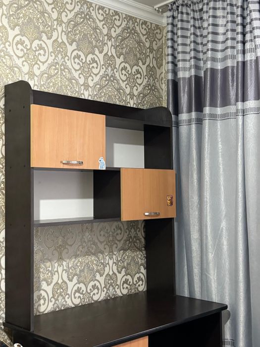 Продам компьютерный стол