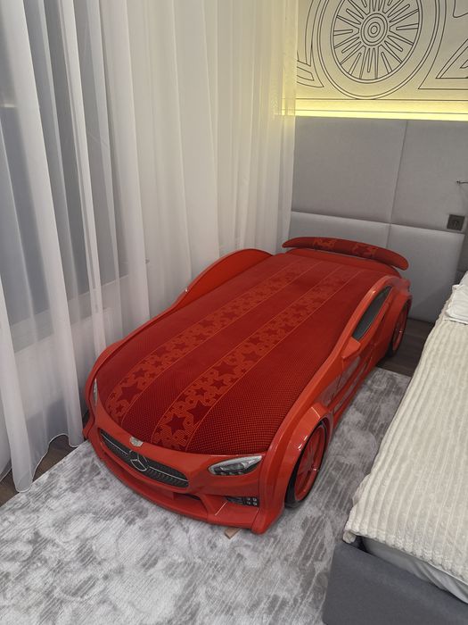 Продается Машинка кровать для мальчика