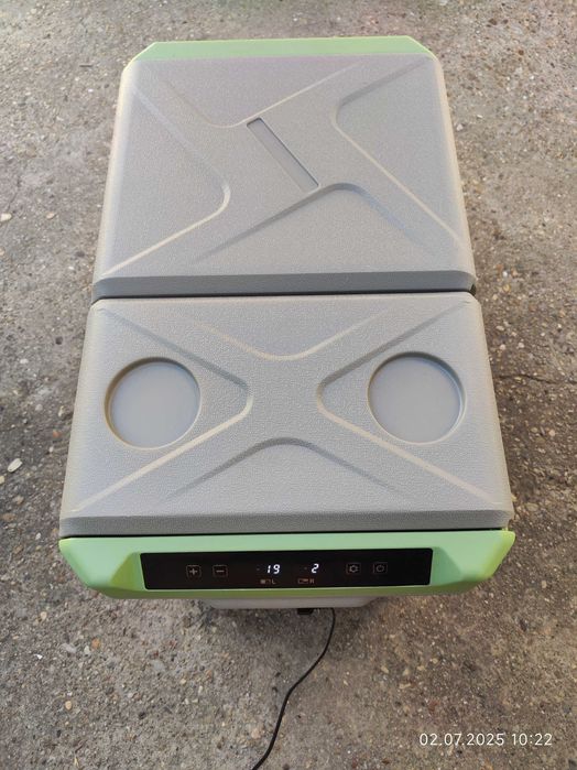 Хладилна кутия Steamy-E, Компресор, 12/24V, 110-240V, 40 литра,