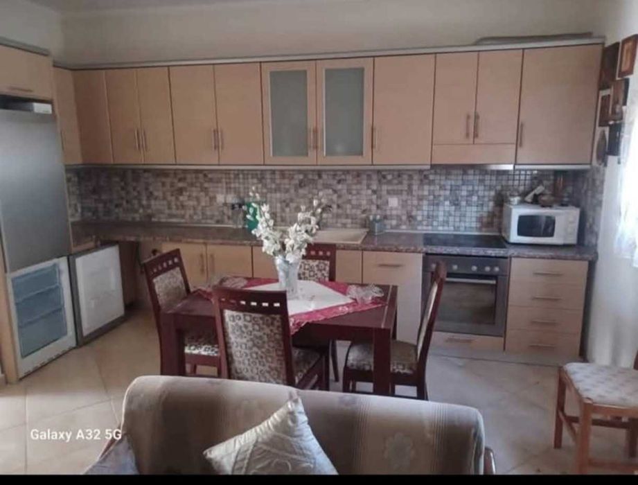 Инвестиционна сграда в централен район на Епаноми – близо до Солун