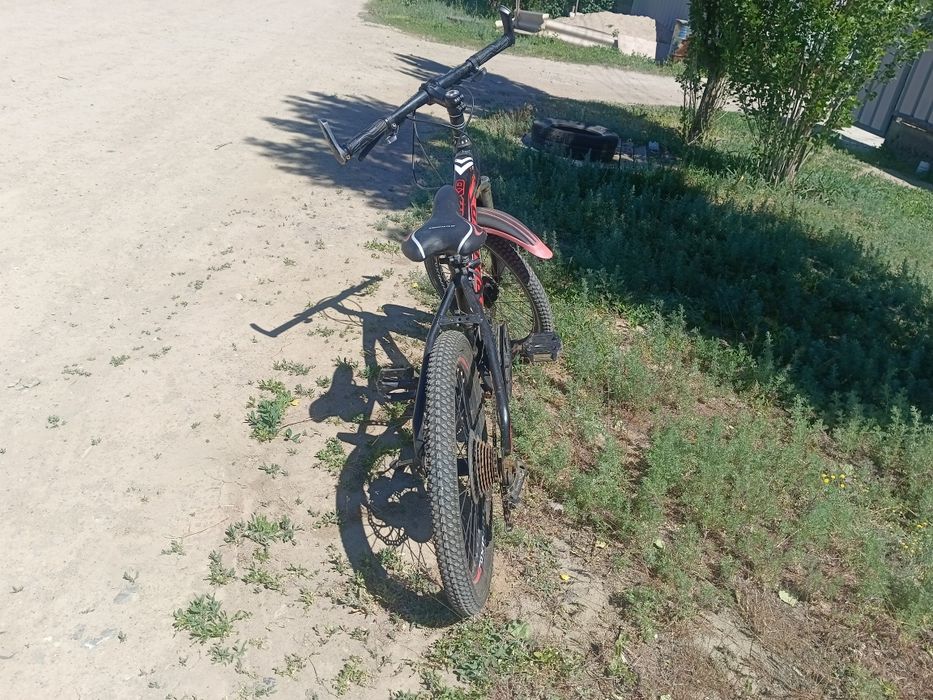 Продам велик в хорошой состояние подросковый