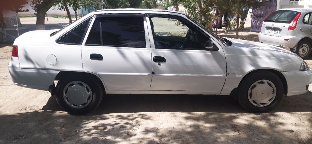 Nexia 2 .  1,6L dons.     kobaltga abmen bor.