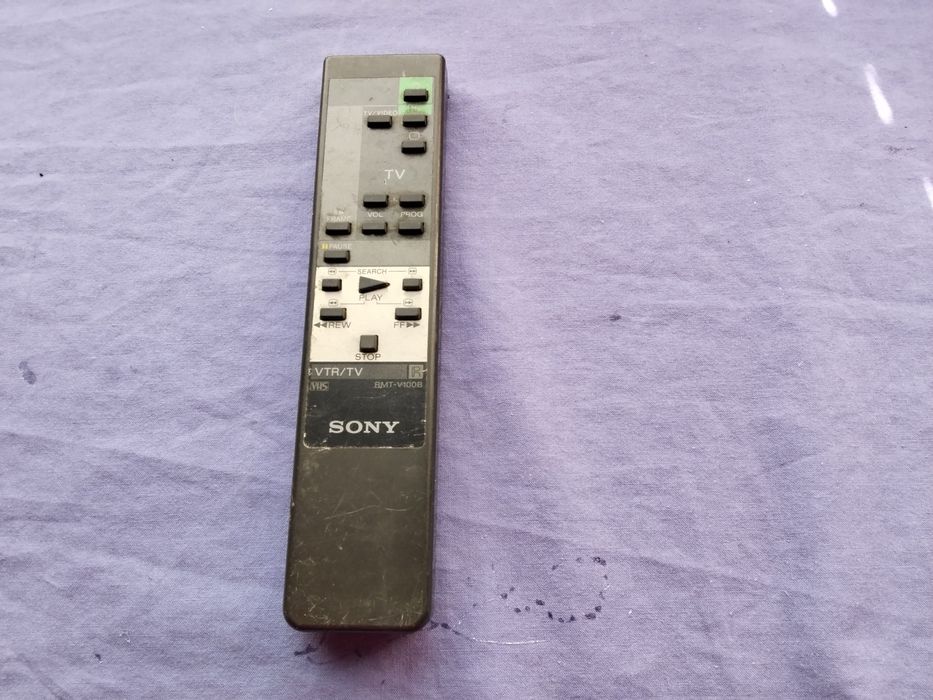 ригинално дистанционно управление за телевизори и видео плеъри на СОНИ