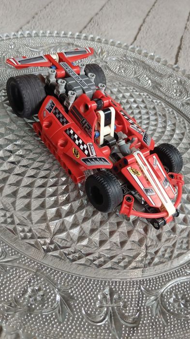 ЛЕГО машинки ,оригинал.