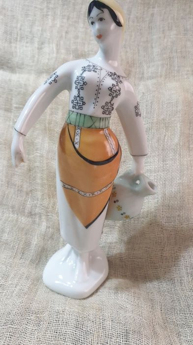 Руски ръчен часовник Полёт с аларма и Порцеланова фигура