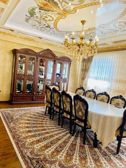 kvartira sotiladi 13 kv Navastroyka