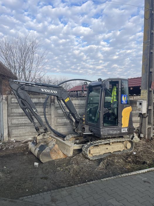 Miniexcavator volvo ec27c
