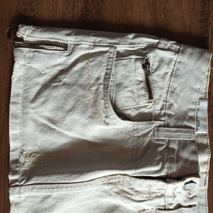 Дънкова пола светъл цвят