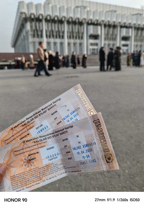 Yulduz Usmonovani konsertiga bilet bor