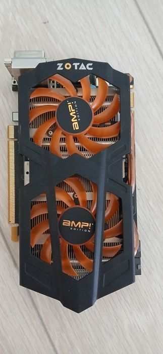 Материнская плата Asus