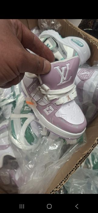 LV trainer cu led copii premium verificare colet