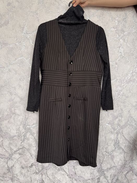 Платья по 5000 т