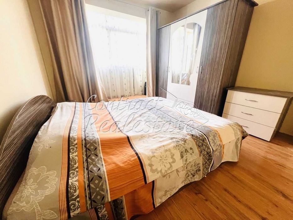 Дава се под наем Тристаен апартамент в Варна, Лятно кино Тракия - 110 кв.м за 459 € - Снимка #12