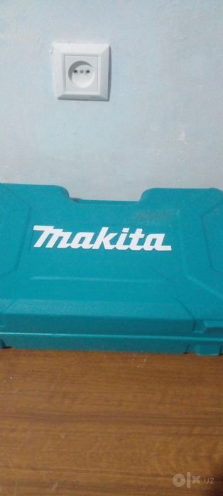 Чирчик перфоратор  дрель 1050w 2 в 1