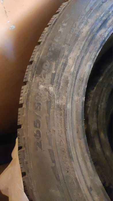 Шины зимные 265/50 R20 комплект все 4штук отличнй состояние