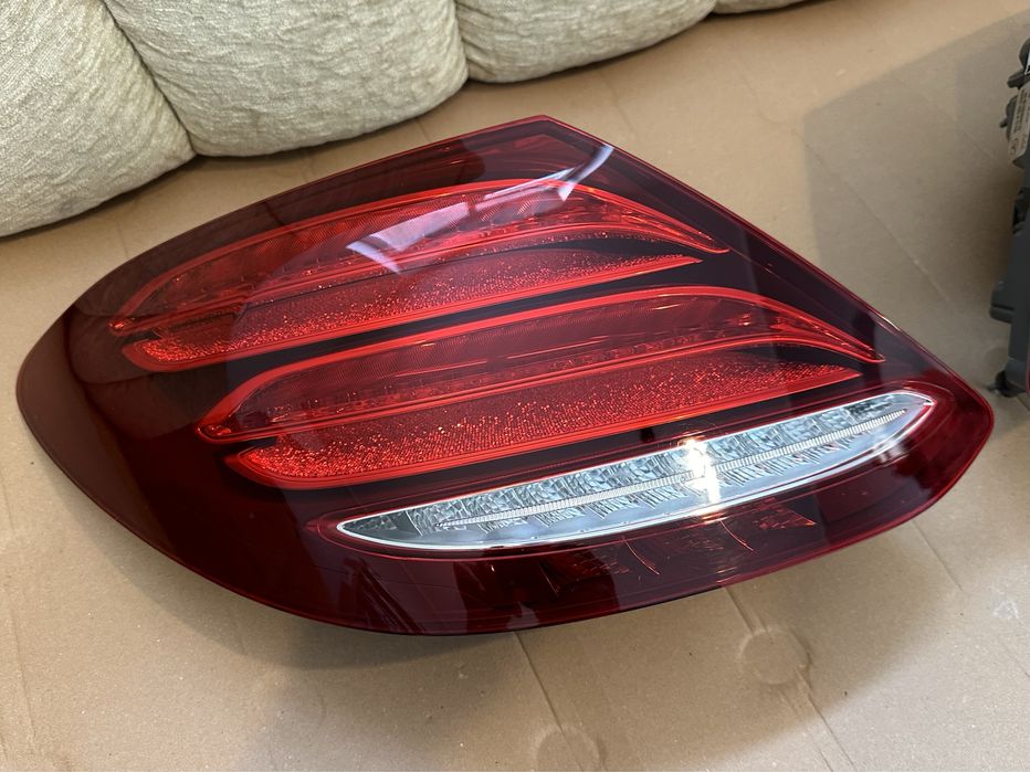 Stopuri, Stop stanga / Stop dreapta Mercedes E Class W213