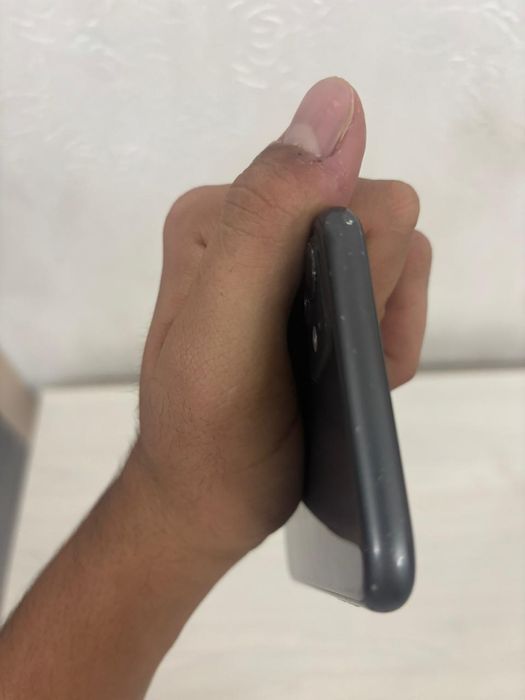 Iphone 11 64gb царапины из минусов