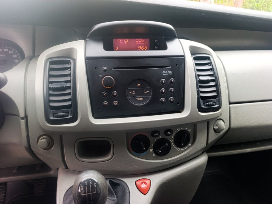 Opel Vivaro Mixt 6 Locuri