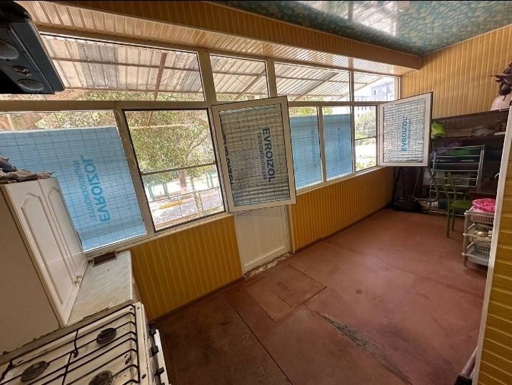 Продаётся 3х ком кв.  1 этаж. 5мкр