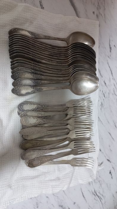 Мельхиор кошик ва вилкалар кошик катта 18 дона вилка  18 дона